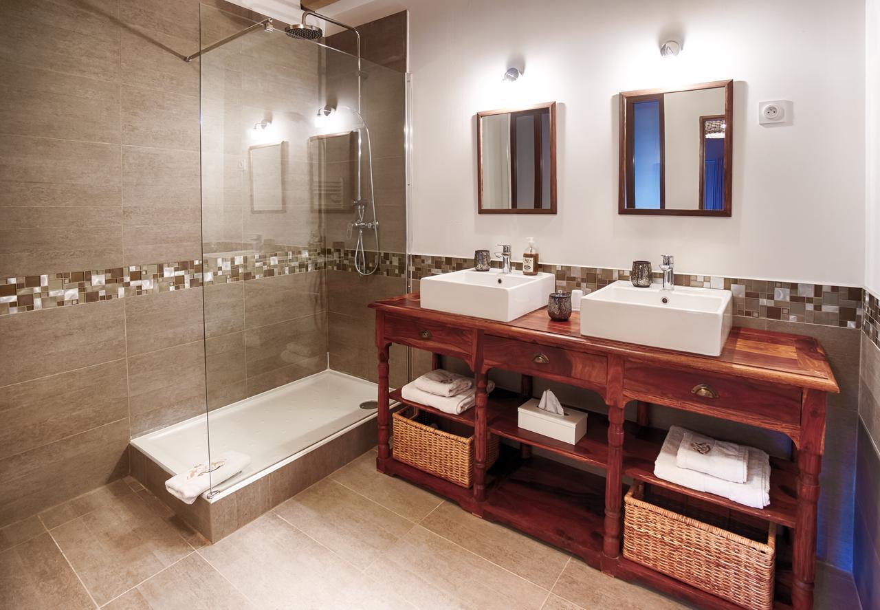 Mas De La Douceur Bed & Breakfast Saint-Andiol Екстериор снимка