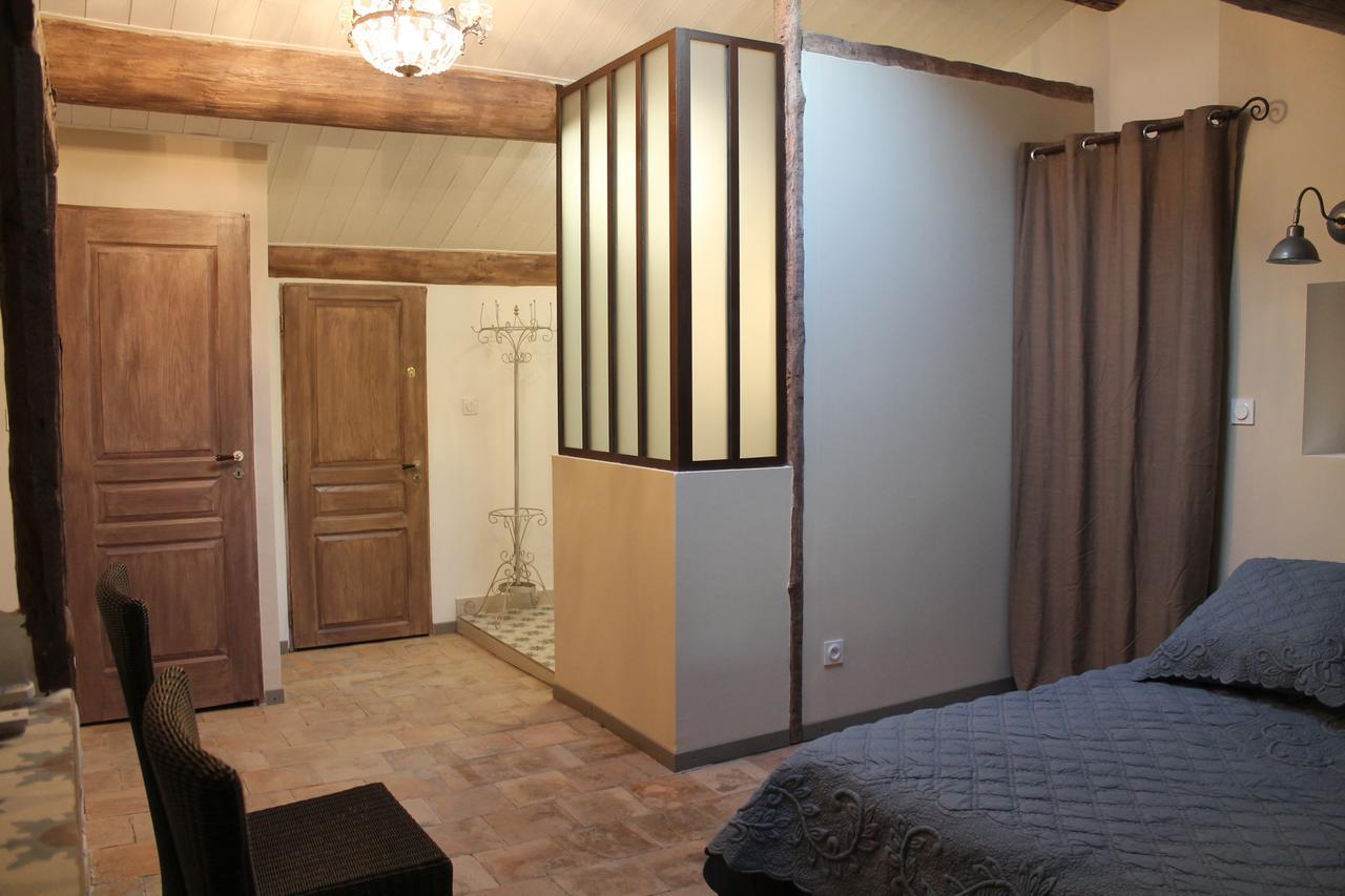 Mas De La Douceur Bed & Breakfast Saint-Andiol Екстериор снимка