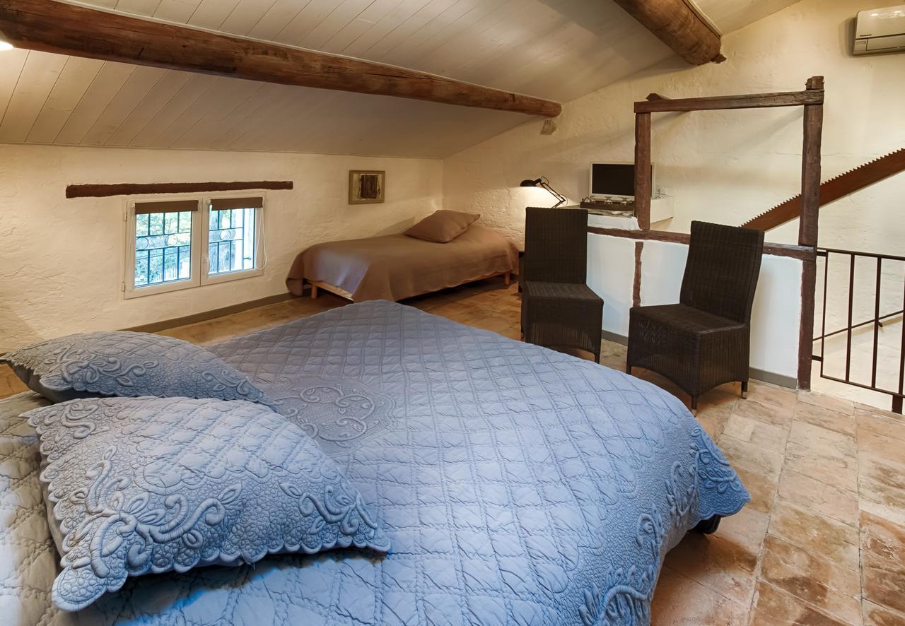 Mas De La Douceur Bed & Breakfast Saint-Andiol Екстериор снимка
