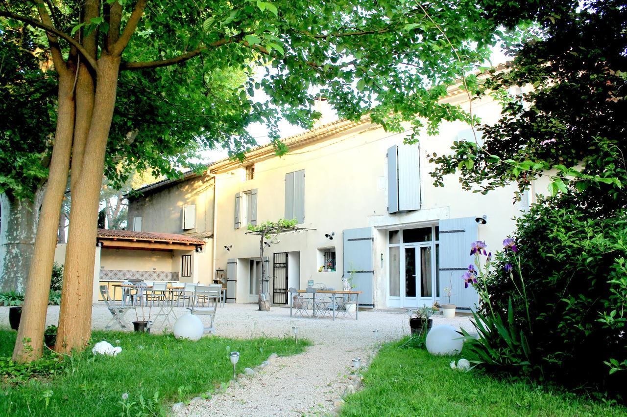 Mas De La Douceur Bed & Breakfast Saint-Andiol Екстериор снимка